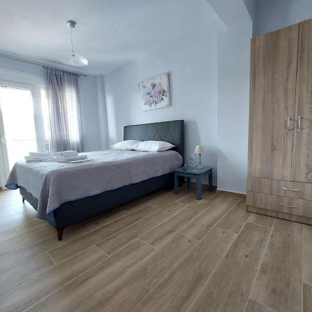 Pine Lodge Кавала Екстериор снимка